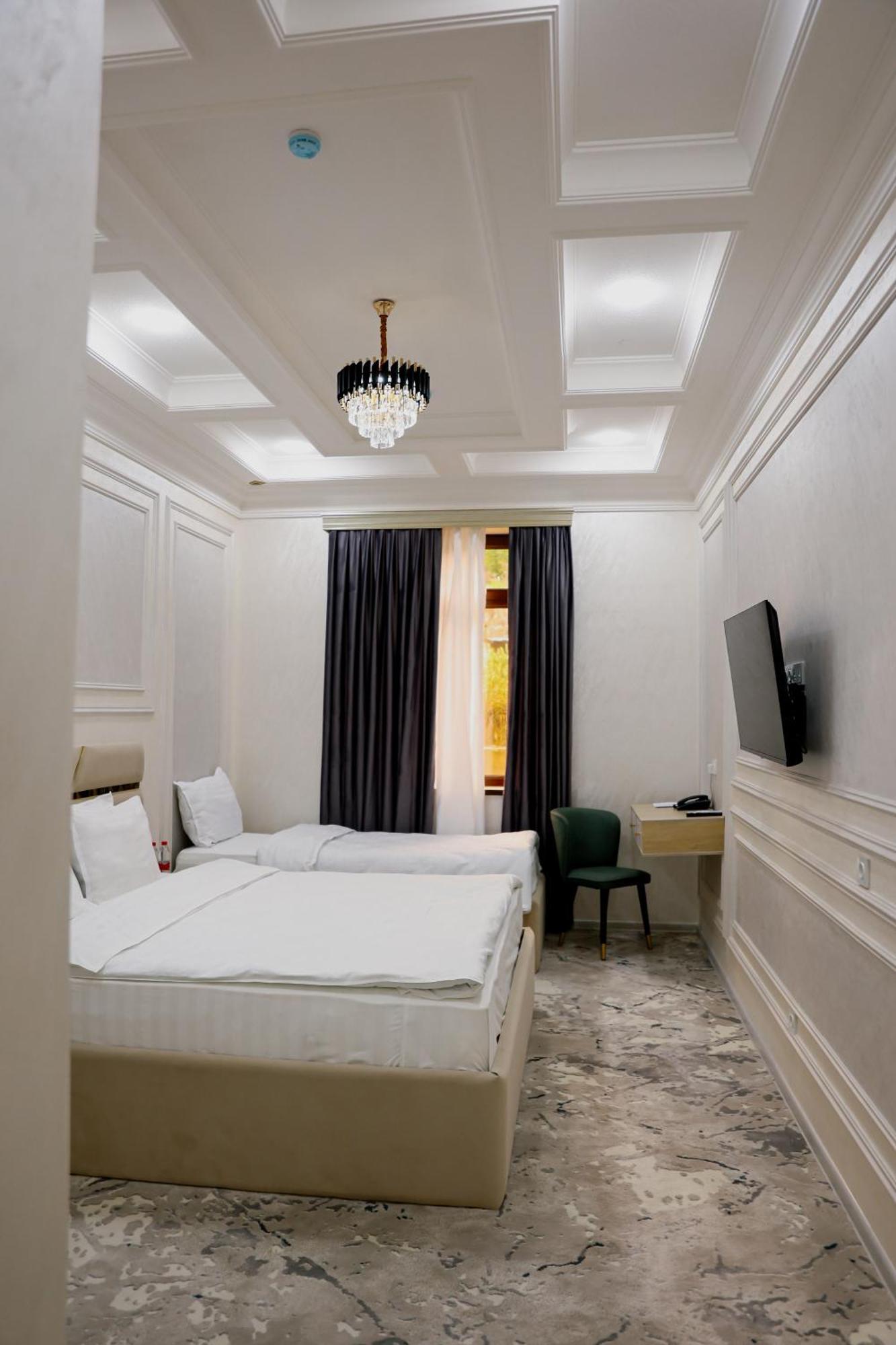 Ko'K Saroy Plaza Hotel Samarkand Buitenkant foto