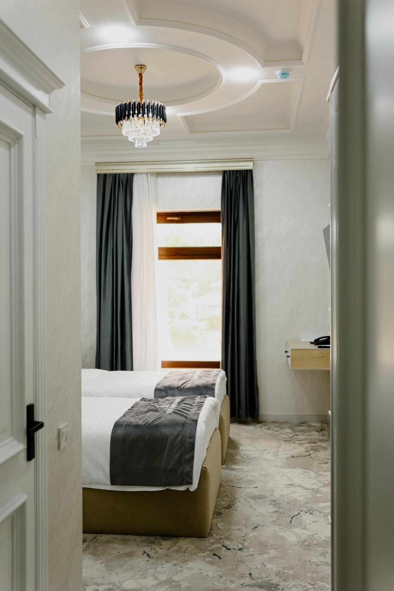 Ko'K Saroy Plaza Hotel Samarkand Buitenkant foto
