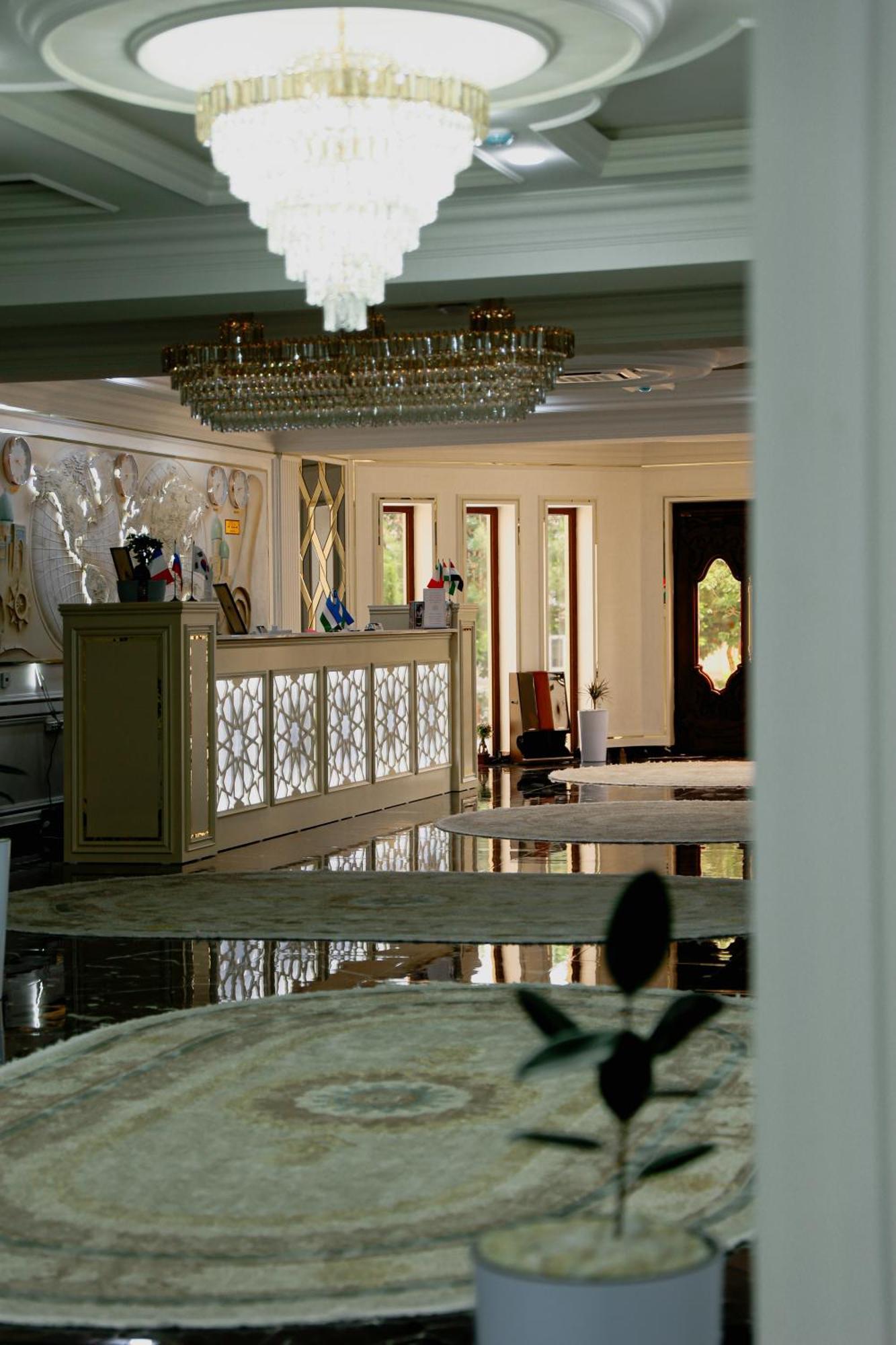 Ko'K Saroy Plaza Hotel Samarkand Buitenkant foto